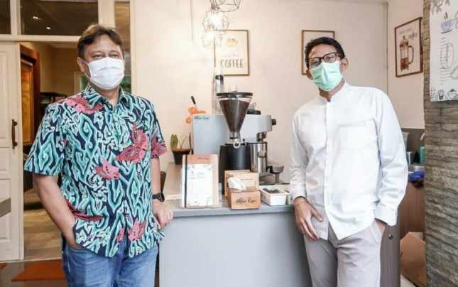 Menparekraf Sandiaga Uno Minta Bantuan Menkes, Pulihkan Pariwisata Indonesia