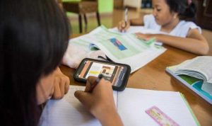 Pemprov DKI Tetap Berlakukan Belajar Daring dari Rumah di 2021