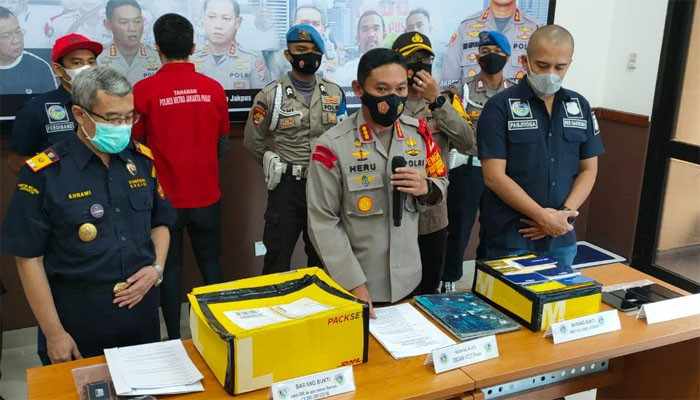 Polisi Amankan Paket Mobil-Mobilan Berisi Kokain Dari Jerman