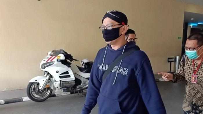 Usai Diperiksa Bareskrim, Abu Janda Klaim Ingin Bertemu Pigai Jelaskan Maksud Ciutan Evolusi