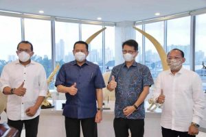 Bambang Soesatyo: Bertemu Dirut Indofarma, Bamsoet Dorong Perbanyak Fasilitas Swab Drive Thru