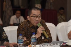 PKB Sebut Perpres Investasi Miras Jokowi Sesuai Kearifan Lokal