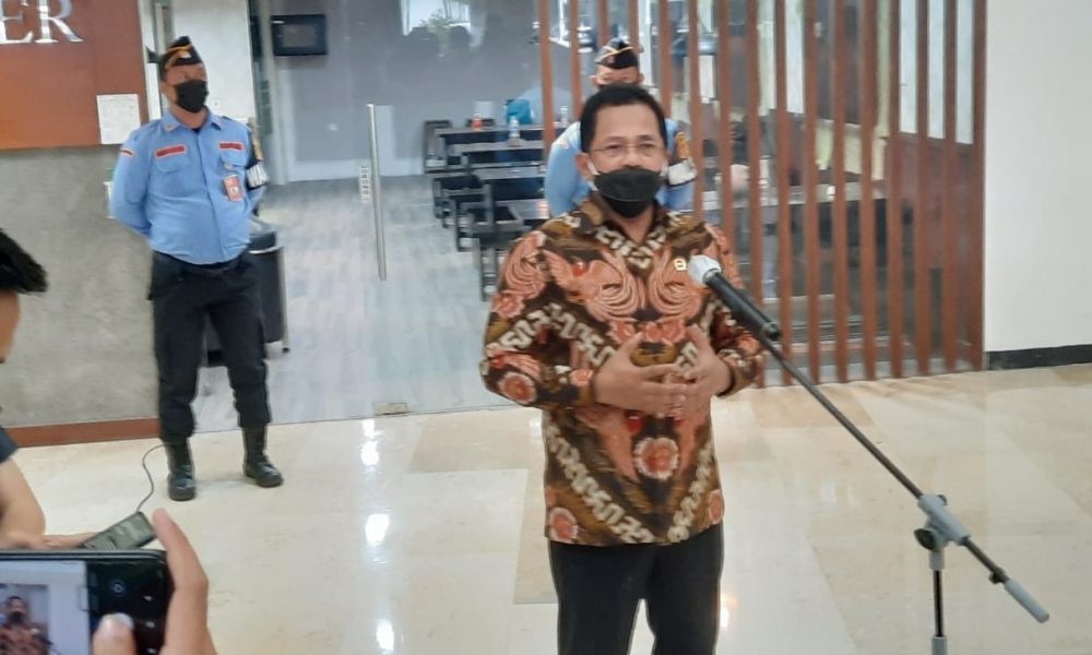 Sekjen Indra: Masih Ada 165 Pekerja Lingkungan DPR yang Positif Covid