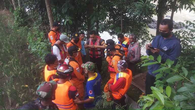 Basarnas Siapkan Regu Elit Dukung Pencarian Korban Bencana Tanah Longsor di Pertambangan Rakyat Nagari Sungai Abu