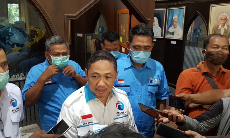 Ketimbang Miras, Ketum Gelora Sarankan Jokowi Investasi Herbal
