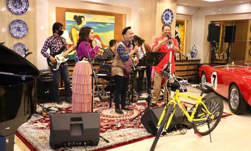 Bamsoet Bersama Kristina dan Ruben Onsu Undi Give Away Sosialisasi 4 Pilar MPR RI Putaran Ke-21