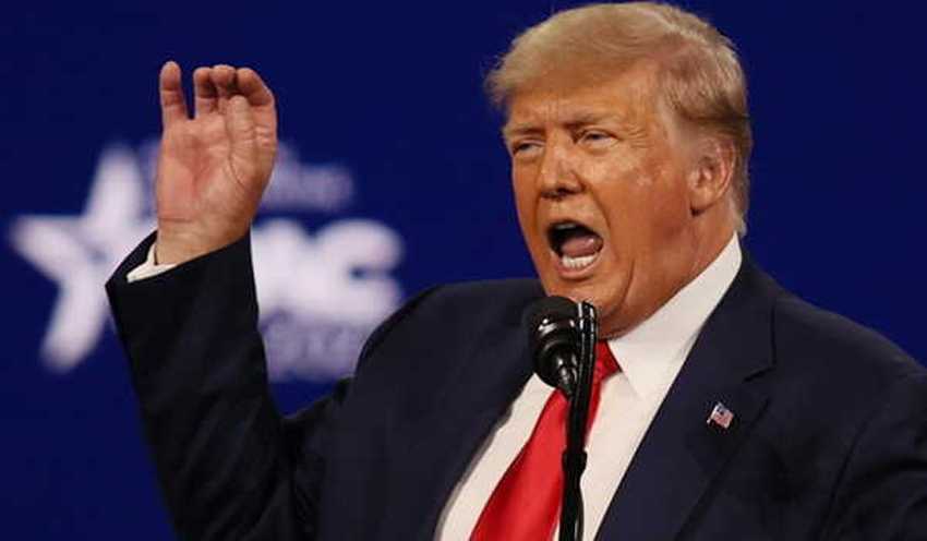 Trump Hentikan Seluruh Bantuan untuk Negara Lain