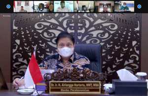 Airlangga Minta Komitmen Kadin Tekan Pengusaha Bayarkan THR Lebaran