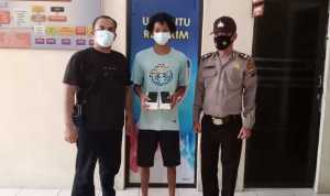 Curi Handphone Teman Kerja, Cemet Diamankan ke Polisi