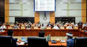Raker Komisi IV dengan Tiga Menteri: DPR Dukung Ketahanan Pangan dengan Prinsip Kelestarian