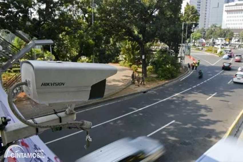 Polda Metro Kaji Sanksi Tilang untuk Pelanggar Ganjil-Genap Saat PPKM