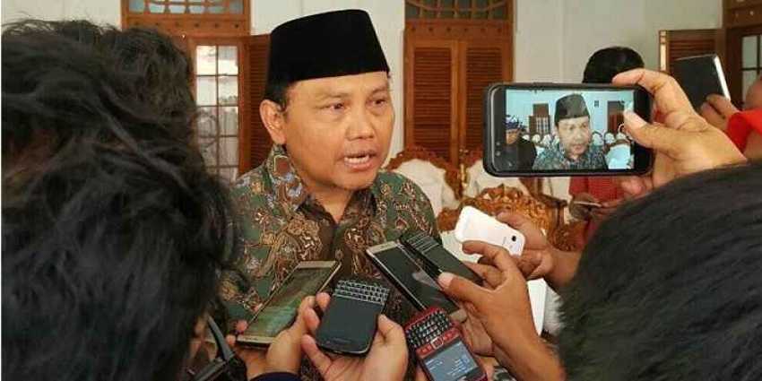 DPR Minta Masyarakat Terus Dukung Kebijakan Pengendalian Virus Covid