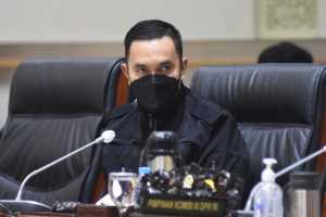 Sahroni Minta KPK Awasi Proses Pengadaan 240 Ribu Laptop untuk Pelajar