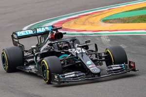 Lewis Hamilton Bilang Balapan Cara Meluapkan Emosi