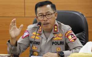Kakorlantas Perintahkan Anak Buahnya Putar Balik Kendaraan yang Tak Dilengkapi STRP