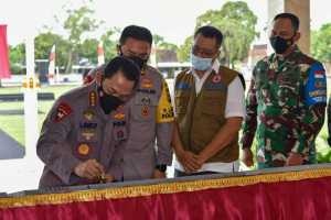 Sambangi NTB, Kapolri Resmikan Fasilitas Penunjang Mapolda