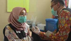 Target Vaksinasi Lansia Tembus Tujuh Puluh Persen Di NTB