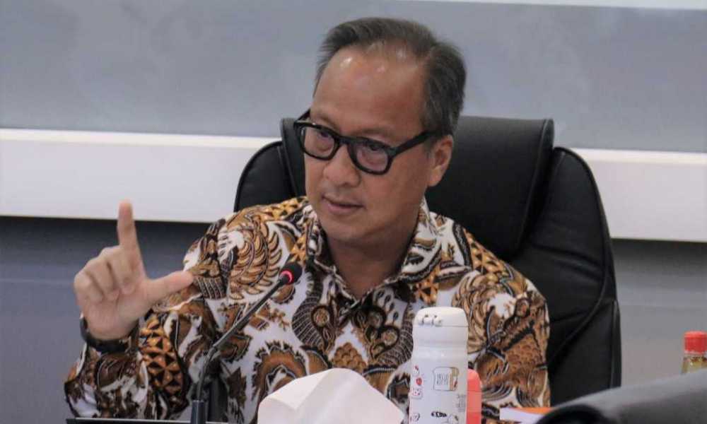 Tiga Hari dalam Seminggu, Menperin Wajibkan Pegawainya Pakai Batik