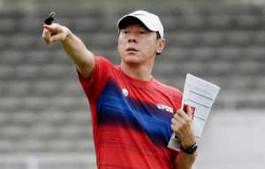 SEA GAMES VIETNAM – Soal Kondisi Lapangan Latihan, Shin Tae-yong Minta Panitia Adil
