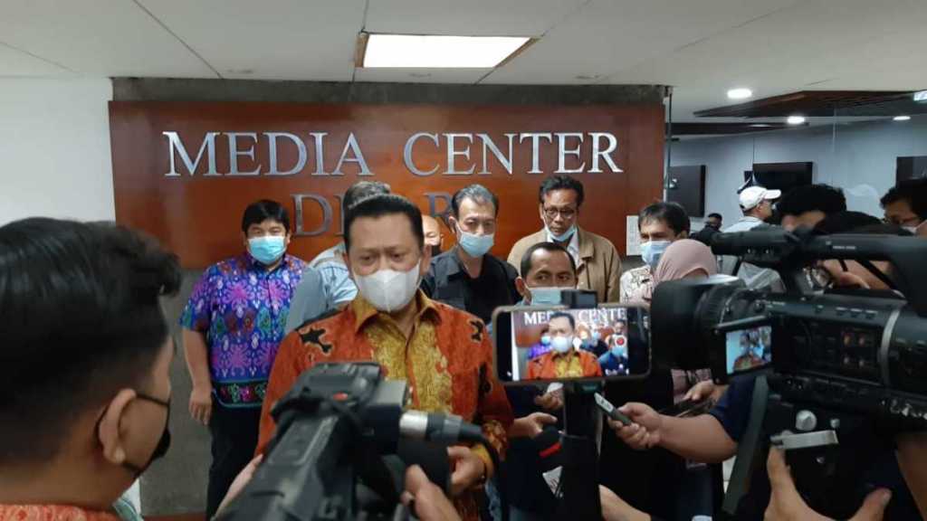Bamsoet Minta Jokowi Sampaikan Pandangan Soal GBHN Saat Hari Konstitusi