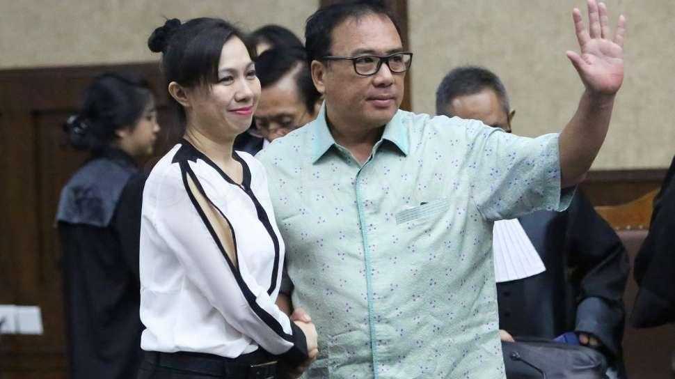 MA Kabulkan PK Dua Pelaku Penyuap Patrialis Akbar