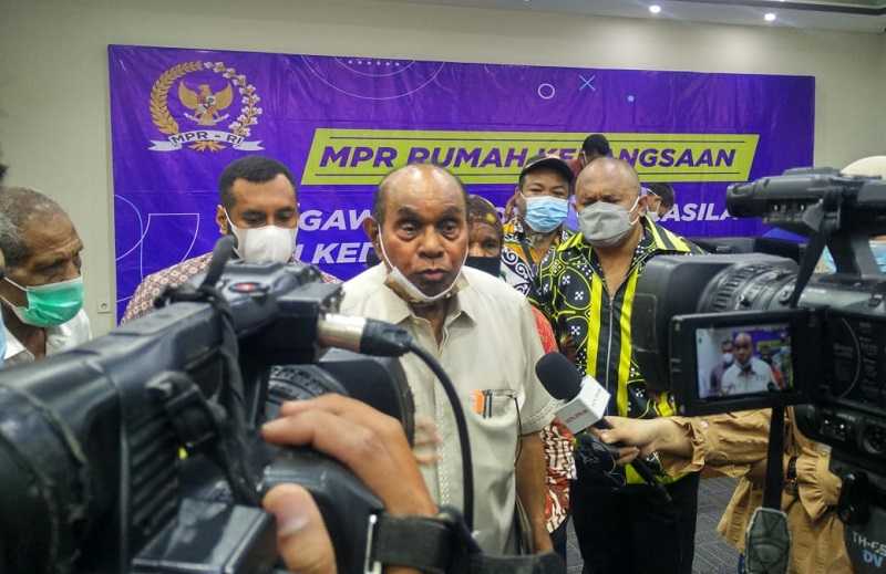 Freddy Numberi: OPM Buatan Belanda Bukan Orang Papua