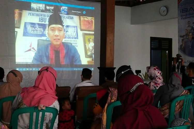 Ibas Salurkan Program Bantuan Makanan Pengganti ASI di Jawa Timur