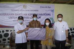 Legislator Golkar Salurkan Bantuan Korban Longsor Desa Ciririp
