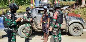 SATGAS YONIF 512 GELAR SWEEPING GUNA CEGAH PEREDARAN BARANG TERLARANG DI UJUNG TIMUR INDONESIA