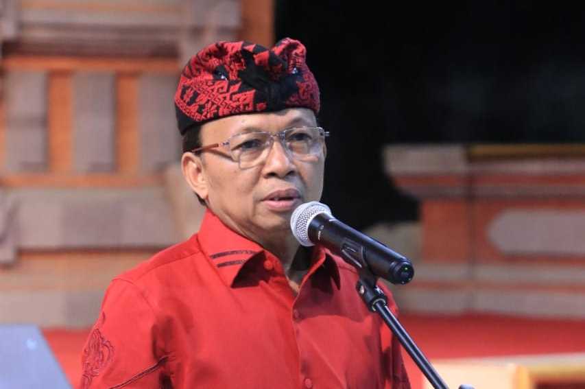 Gubernur Wayan Koster Minta Menhub Tambah Penerbangan ke Bali