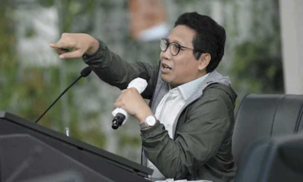 Tekan Penularan Covid, Mendes Minta Masyarakat Desa Pakai Masker Dobel