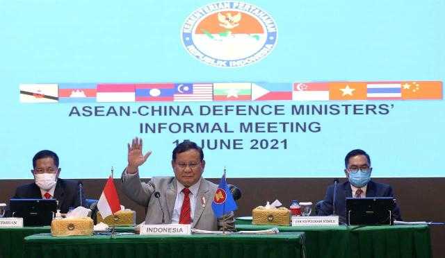 Menhan Hadiri ASEAN-China Defence Ministers’ Informal Meeting