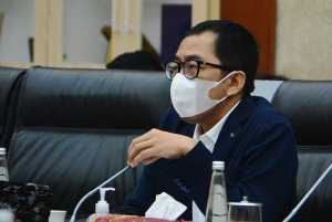 Selama Vaksin Gratis Tetap Berjalan, DPR Persilahkan Vaksin Berbayar Dilakukan Sesuai Aturan