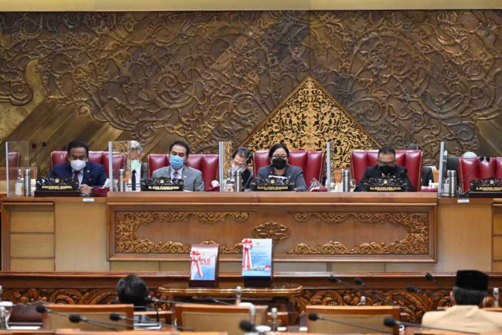 Puan Minta Setjen Gelar Tes Covid di Lingkungan DPR