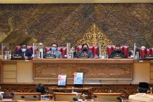 Puan Minta Setjen Gelar Tes Covid di Lingkungan DPR
