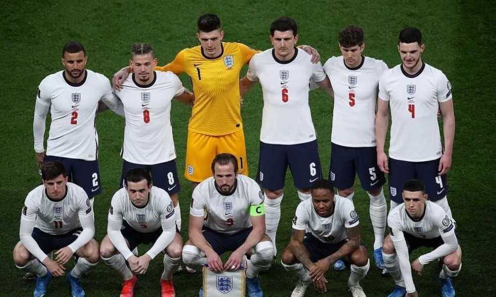 FA Minta Supoter Hormati Aksi Berlutut Pemain Timnas Inggris