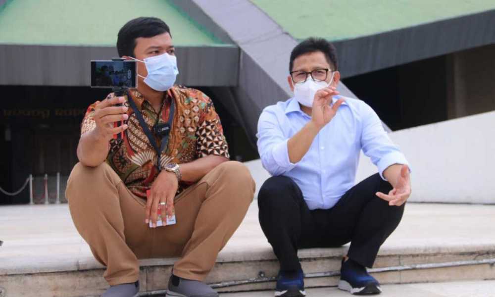 Bertemu Gus Muhaimin, Youtuber 1,8 Juta Subscribers Ceritakan Suka Duka Jadi TKI Arab Saudi