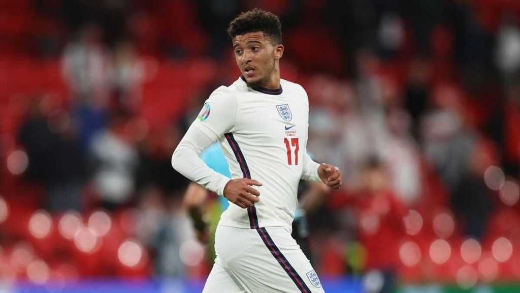 Jadon Sancho Gabung MU Usai Euro 2020