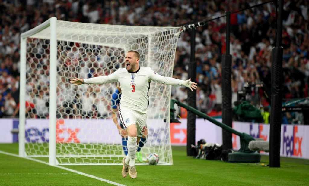 Luke Shaw Pecahkan Rekor Gol Tercepat Final Euro