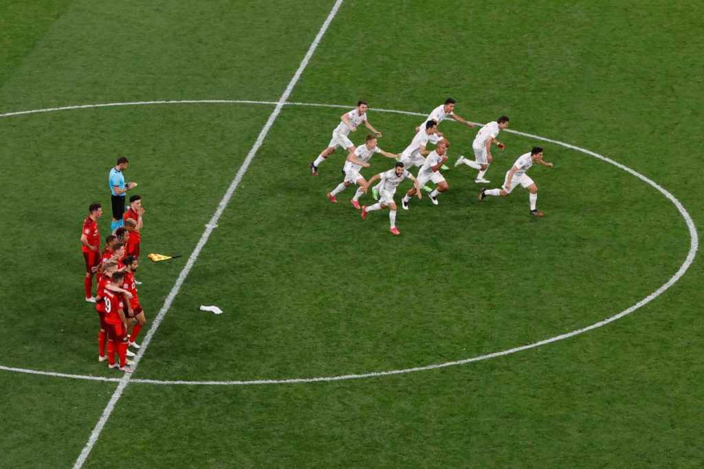 Kandaskan Swiss Lewat Adu Pinalti, Spanyol Amankan Tiket Semifinal Euro