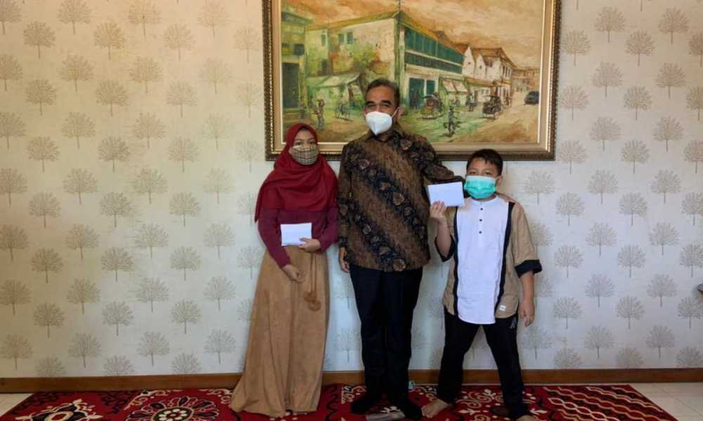 Ahmad Muzani Temui Keluarga Almarhum Pengurus Gerindra di Gresik, Jawa Timur