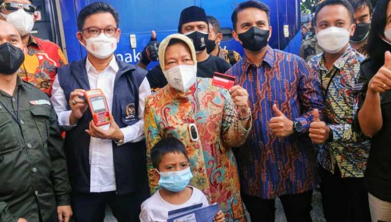 Ribuan Penerima Bansos Gigit Jari, DPR Soroti Himbara