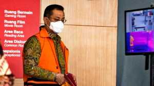 Bekas Mensos Juliari Pilih Tak Ajukan Banding Atas Vonis 12 Tahun Bui