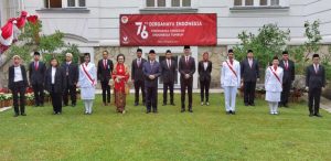 Peringati HUT ke-76 RI, Dubes RI di Wina Bantu Mahasiswa Terdampak Pandemi