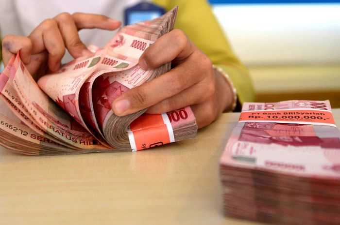 Rupiah Menguat Tipis di Awal Perdagangan Jumat