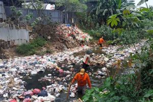 Perusahaan yang Buang Limbah di Kali Cilemahabang Bakal Diungkap Plt Bupati Bekasi