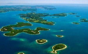 Pulau-pulau Kecil di Indonesia Tak Bisa Diperjualbelikan Karena Ada Dasar Hukumnya