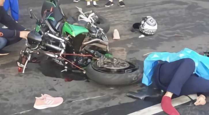 Pemotor Wanita Tewas Ditabrak Konvoi Moge di Bintaro