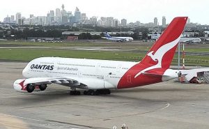 Qantas Airways Kembali Buka Penerbangan Internasional ke Negara