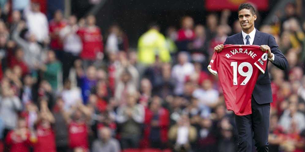 Resmi,  Raphael Varane Gabung MU